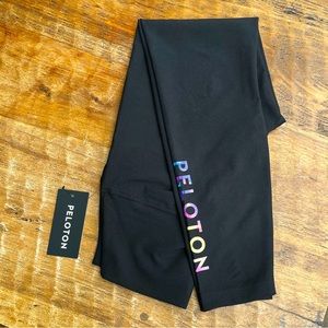 Peloton Spirit Cadence Leggings size S NWT